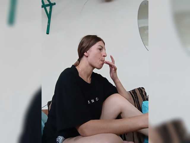 Hotprincess2035 live cam on UnifiedCams