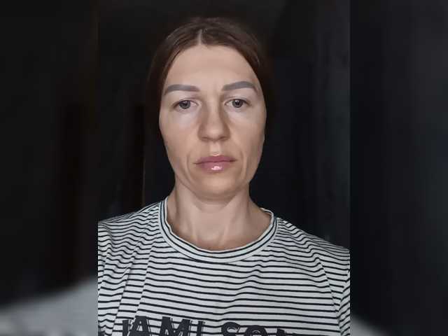 Hotprincess2035 live cam on BongaCams