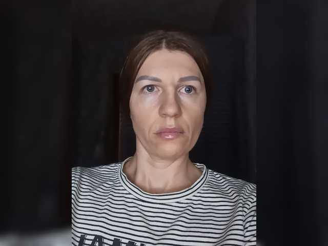 Hotprincess2035 live cam on BongaCams