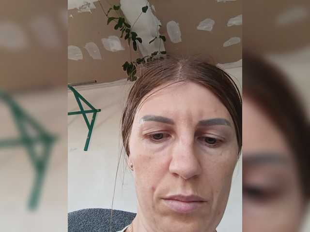 Hotprincess2035 live cam on BongaCams