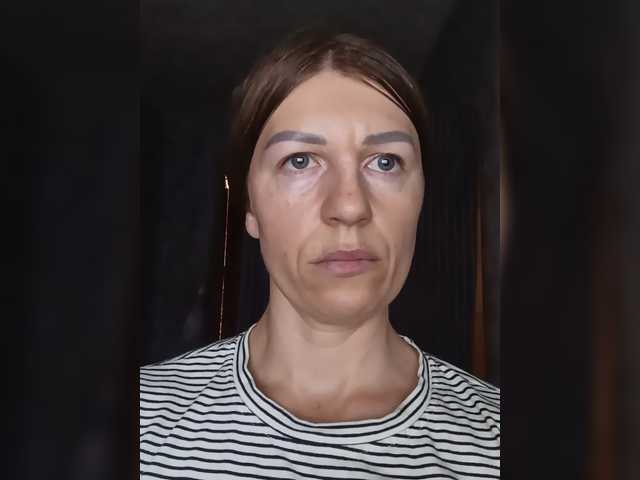 Hotprincess2035 live cam on BongaCams