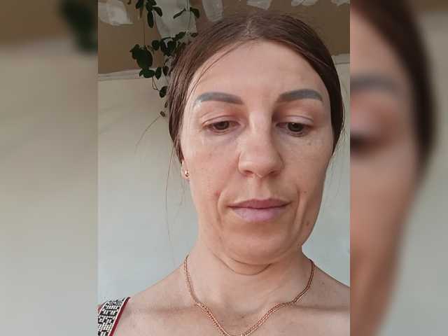 Hotprincess2035, 20 y/o - Live Cam on BongaCams