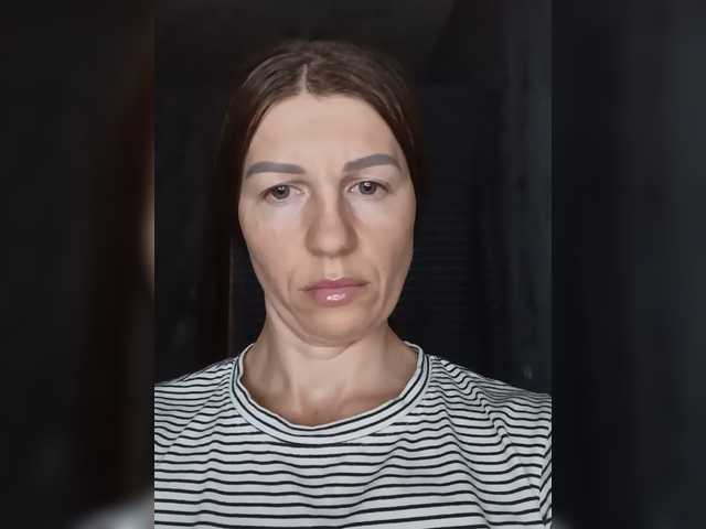 Hotprincess2035 live cam on BongaCams