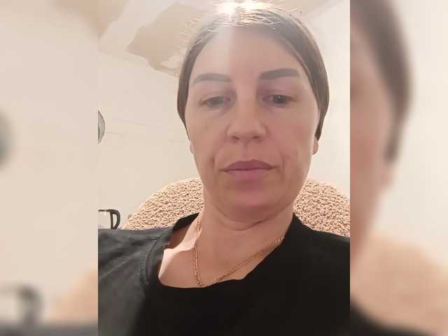 Hotprincess2035 live cam on BongaCams