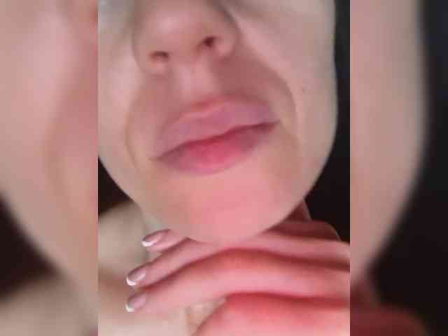 _Hot_ webcam
