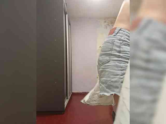 _Hot_ webcam