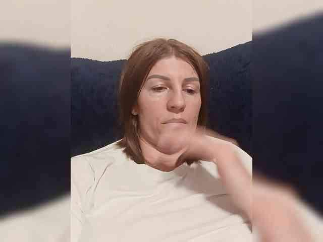 Hotprincess2035 Sex Cam Show
