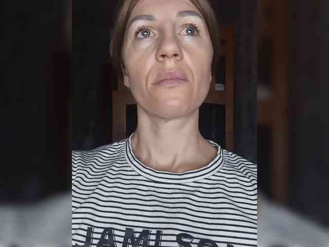 _Hot_ webcam