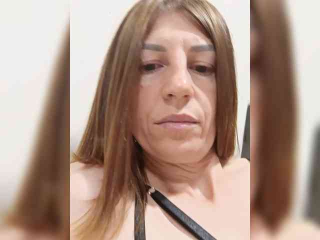 _Hot_ webcam