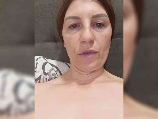 _Hot_ webcam