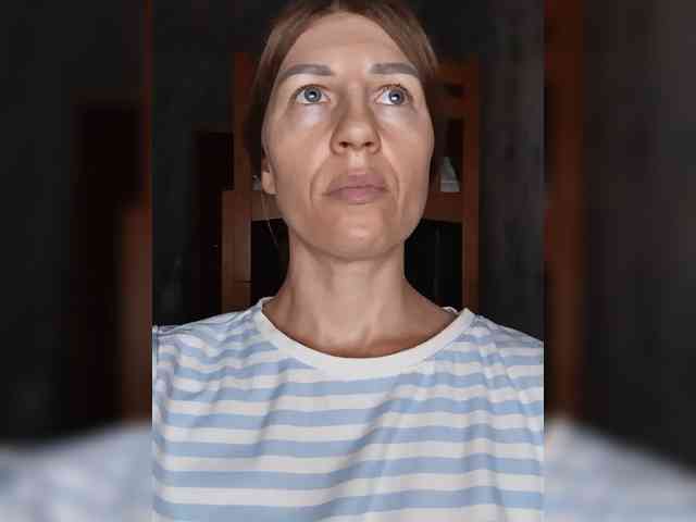 Hotprincess2035 Live Webcam on BongaCams