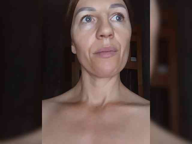 _Hot_ webcam