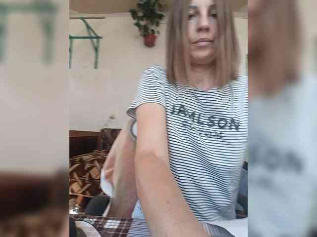 _Hot_ webcam