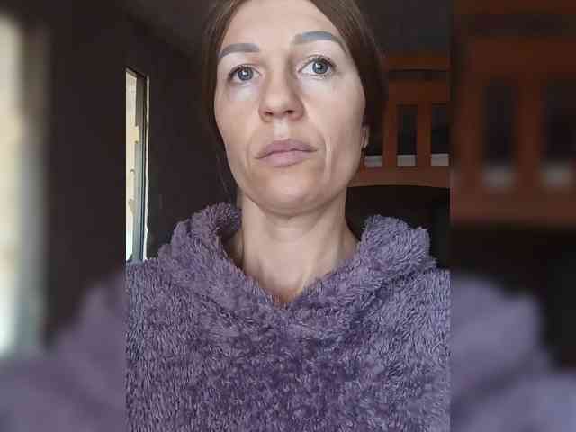 _Hot_ webcam