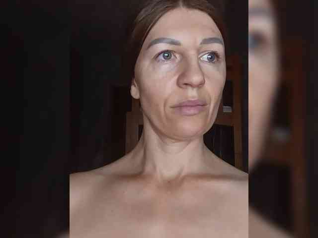 _Hot_ webcam