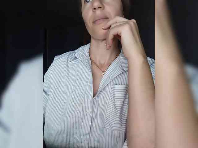 _Hot_ webcam