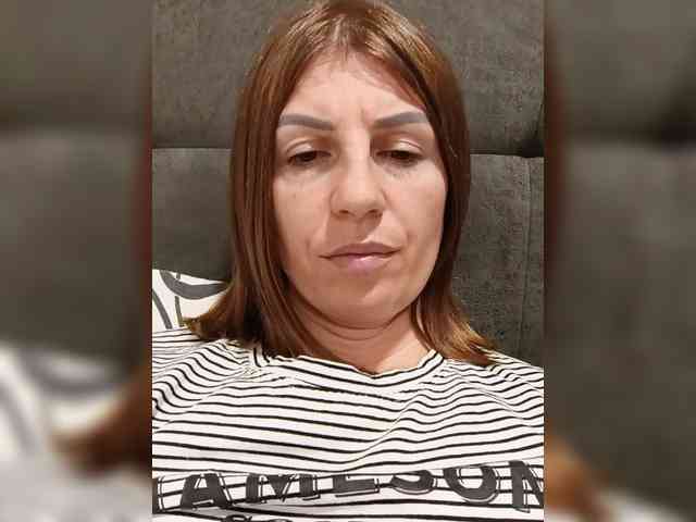_Hot_ webcam