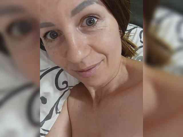 _Hot_ webcam