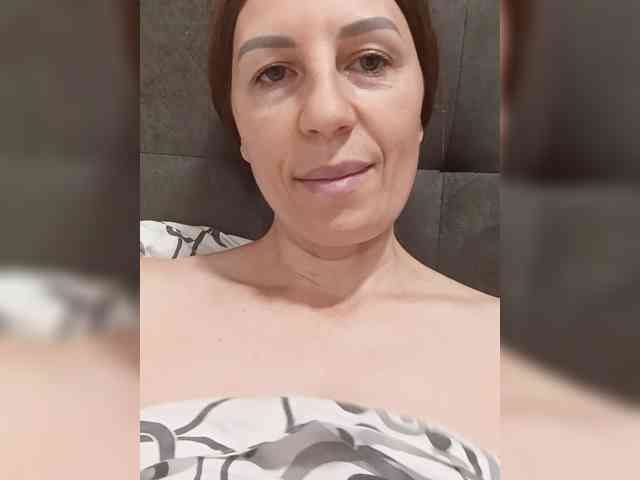 _Hot_ webcam