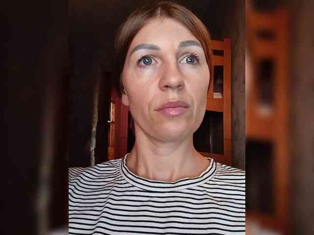 _Hot_ webcam
