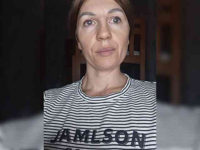 _Hot_ webcam