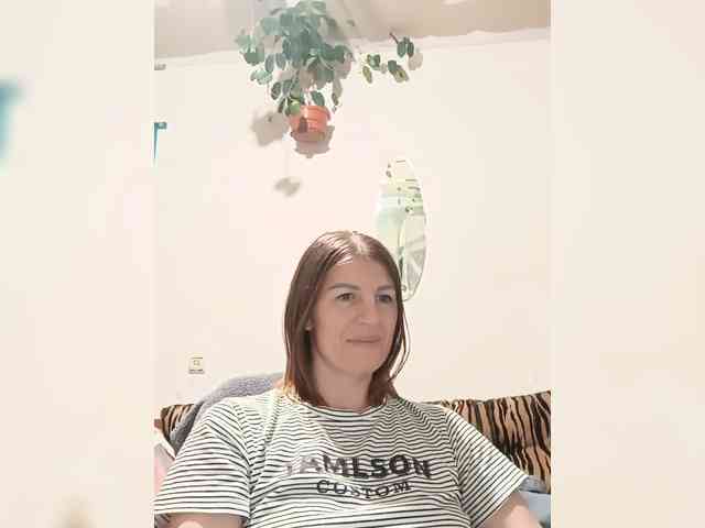 Hotprincess2035 Sex Cam Show
