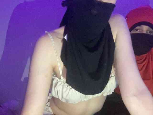 Fluttershyxxx webcam