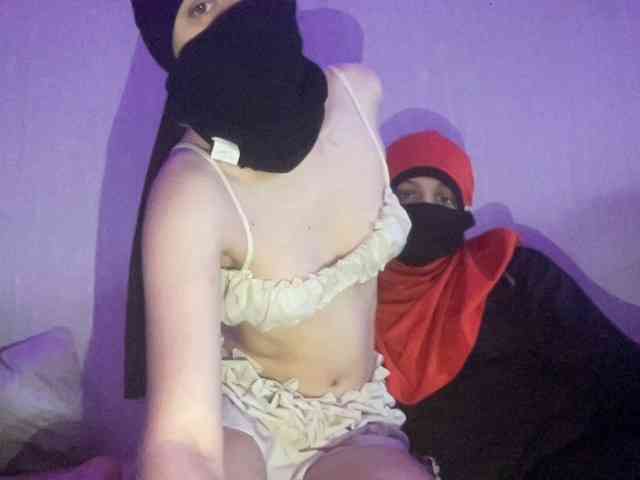 Fluttershyxxx webcam