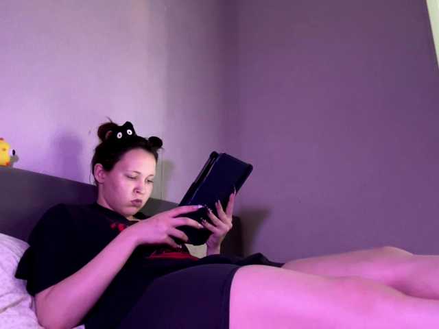 MerelinKvin live cam on BongaCams