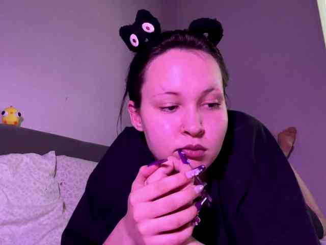 MerelinKvin webcam