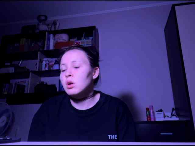 MerelinKvin webcam