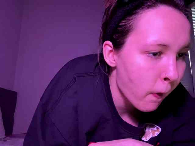MerelinKvin webcam