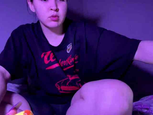 MerelinKvin webcam