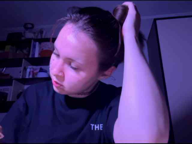 MerelinKvin webcam