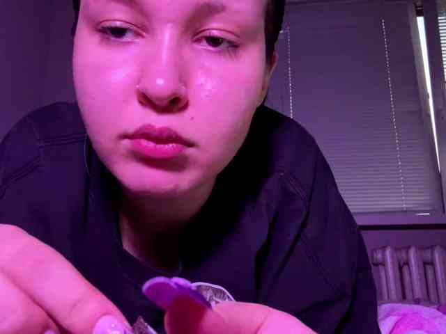 MerelinKvin webcam