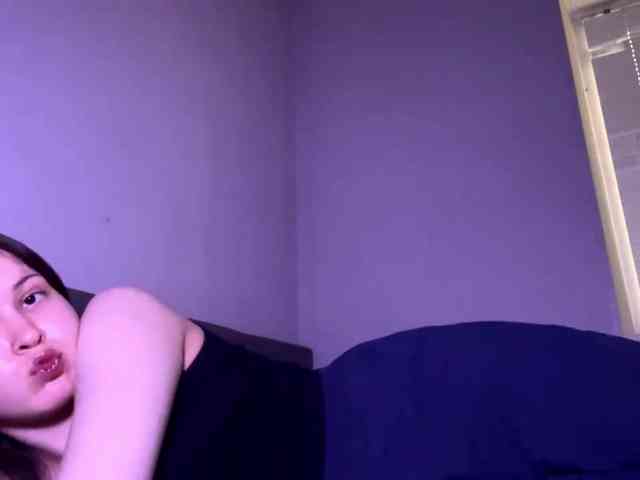 MerelinKvin webcam