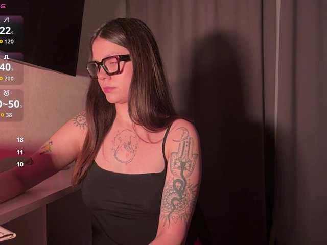 MerelinHox live cam on BongaCams
