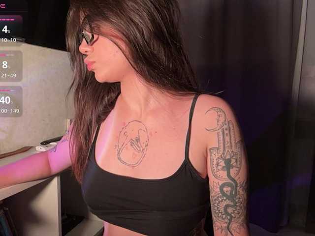 MerelinHox live cam on BongaCams