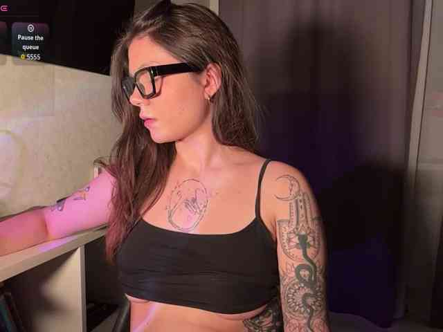 MerelinHox webcam