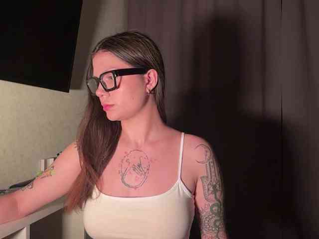 MerelinHox webcam