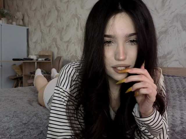 YuliaKim live cam preview