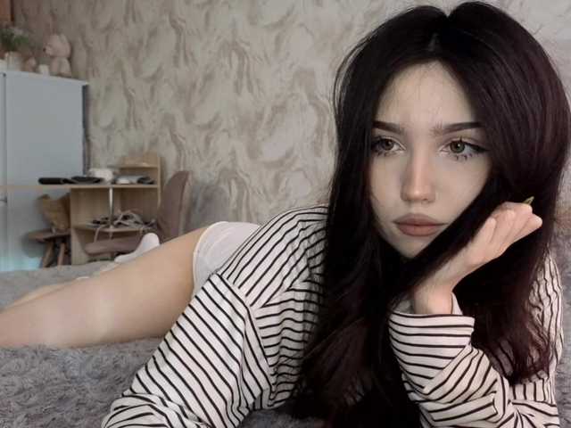 YuliaKim live cam preview
