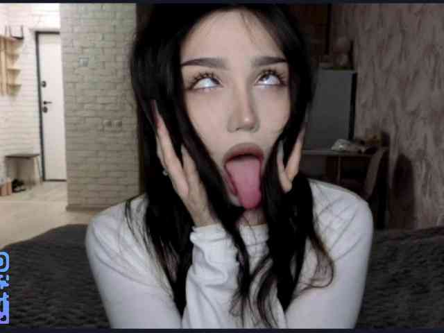 YuliaKim Sex Cam Show