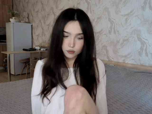 Model: YuliaKim