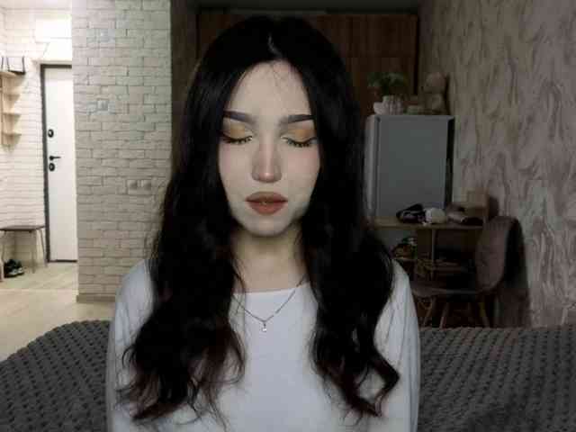 Modèle: YuliaKim