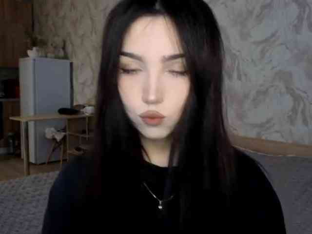 Modèle: YuliaKim