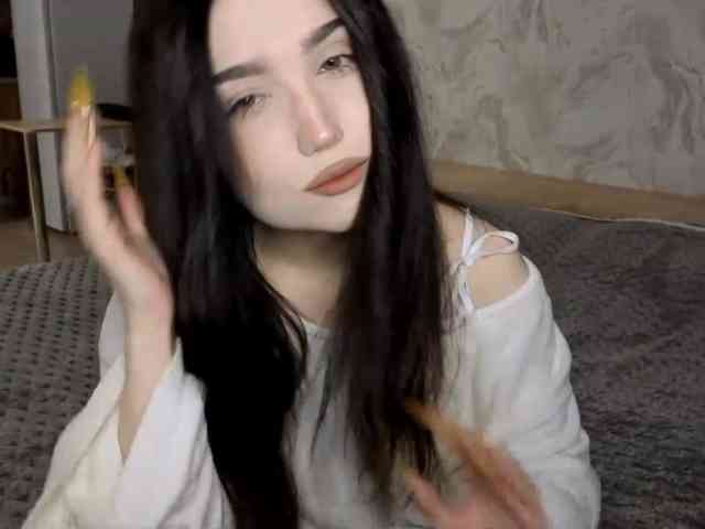 Modèle: YuliaKim