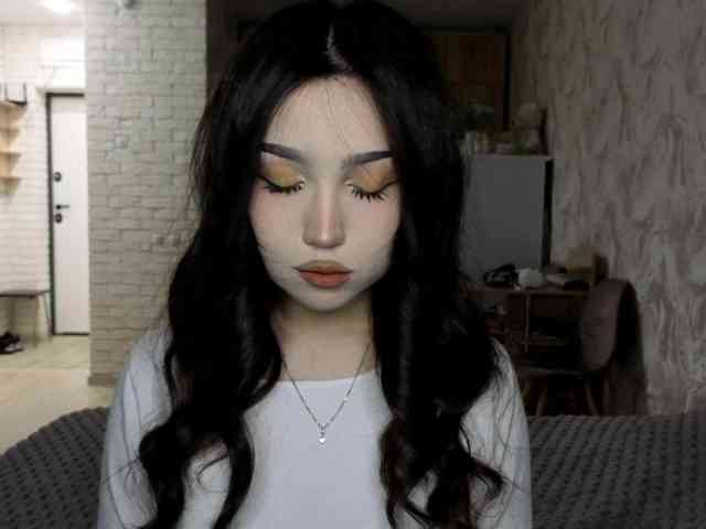 Modèle: YuliaKim