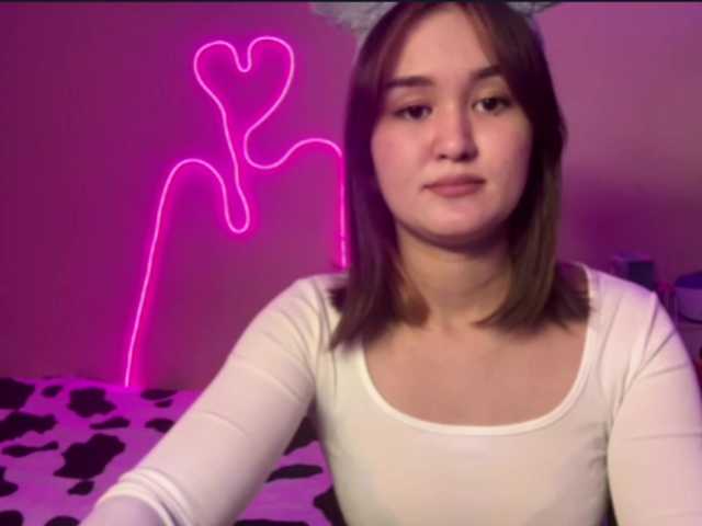 FiolaLaim live cam on BongaCams