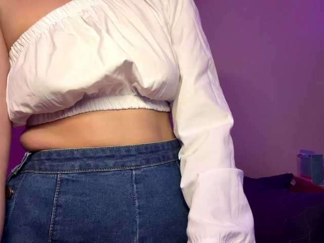 FiolaLaim live webcam show